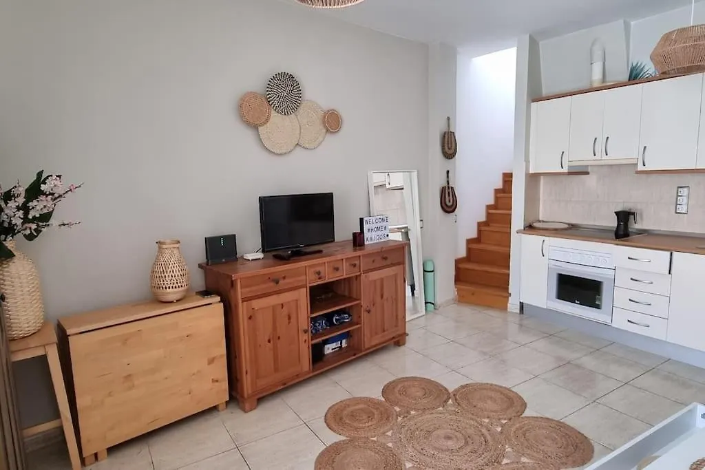 Fast Wi-Fi- Private Rooftop Terrace- 2 Bed Apt Corralejo Spanien