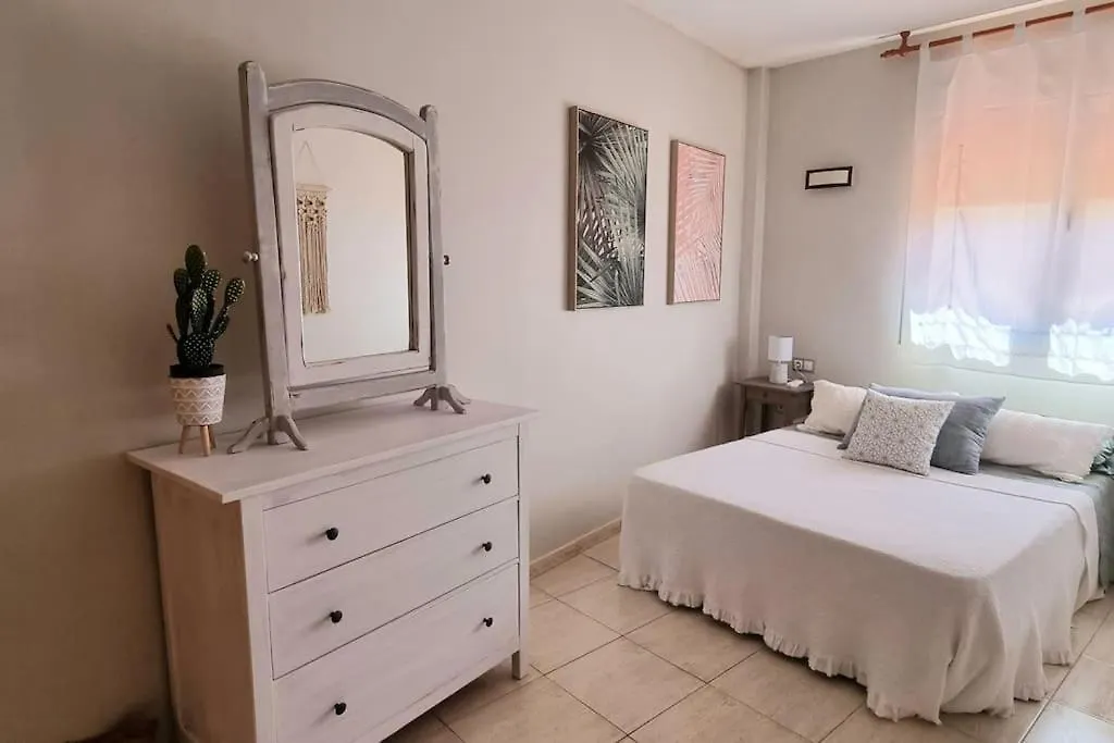 Fast Wi-Fi- Private Rooftop Terrace- 2 Bed Apt Corralejo 0*,